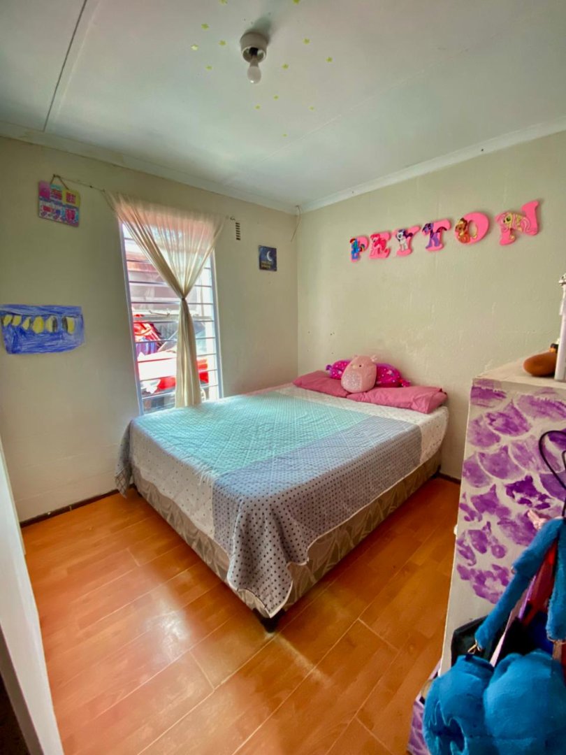  Bedroom Property for Sale in Rocklands Western Cape